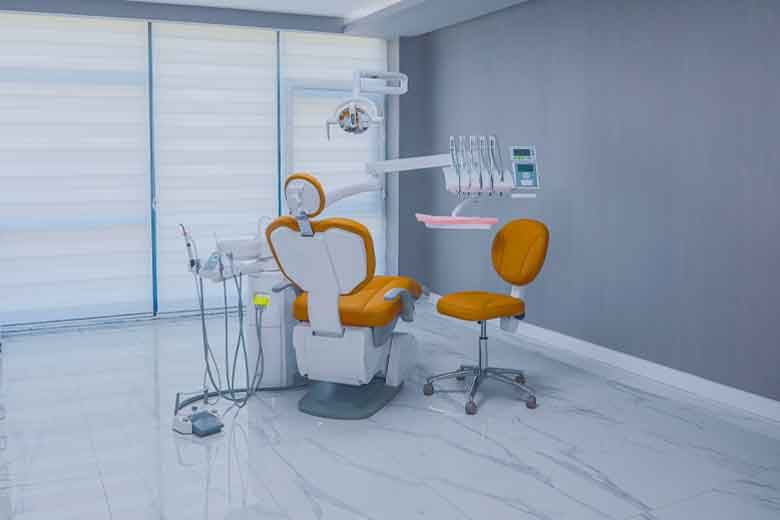 Smile Dental Clinic Turkey: Smile & Save